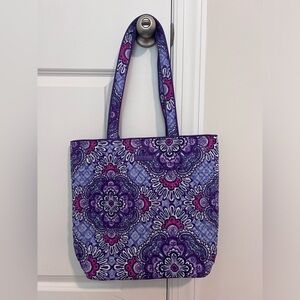Vera Bradley tote bag